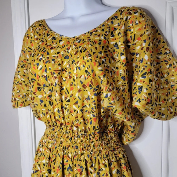 BCBGeneration Dijon Yellow Geometric Print Dolman Sleeve Mini Dress Size S - Picture 2 of 10